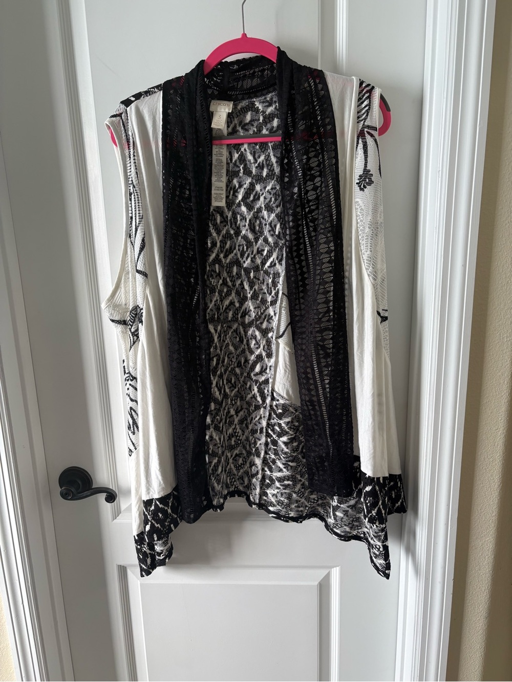 Chico's Size 3 Black White Mixed Print Open Front Lace Vest Cardigan XL 16 18